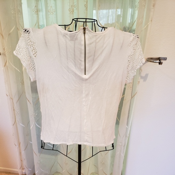 Covington Crochette Front Blouse - Picture 2 of 4